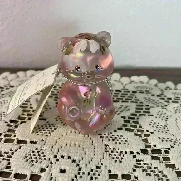 Fenton Pink Opalescent Hand Painted Floral Glass Bear Artist Signed By Artist. - Picture 1 of 11